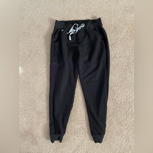 Figs Zamora black joggers M